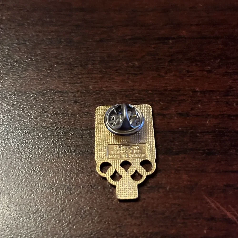 McDonald’s 1992 Albertville Winter Olympics Skiing Employee Lapel Hat‎ Pin